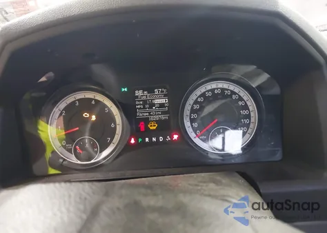 2014 Ram 1500 Slt z USA, uszkodzony, nr VIN 1C6RR7GT4ES239446